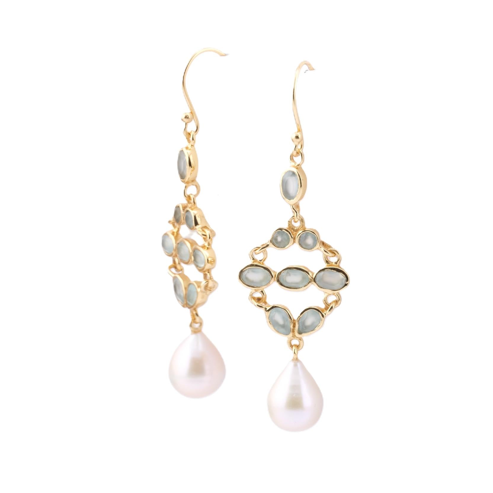 Aros Largos de Plata Bañada, Piedras Naturales y Perla Colgante.