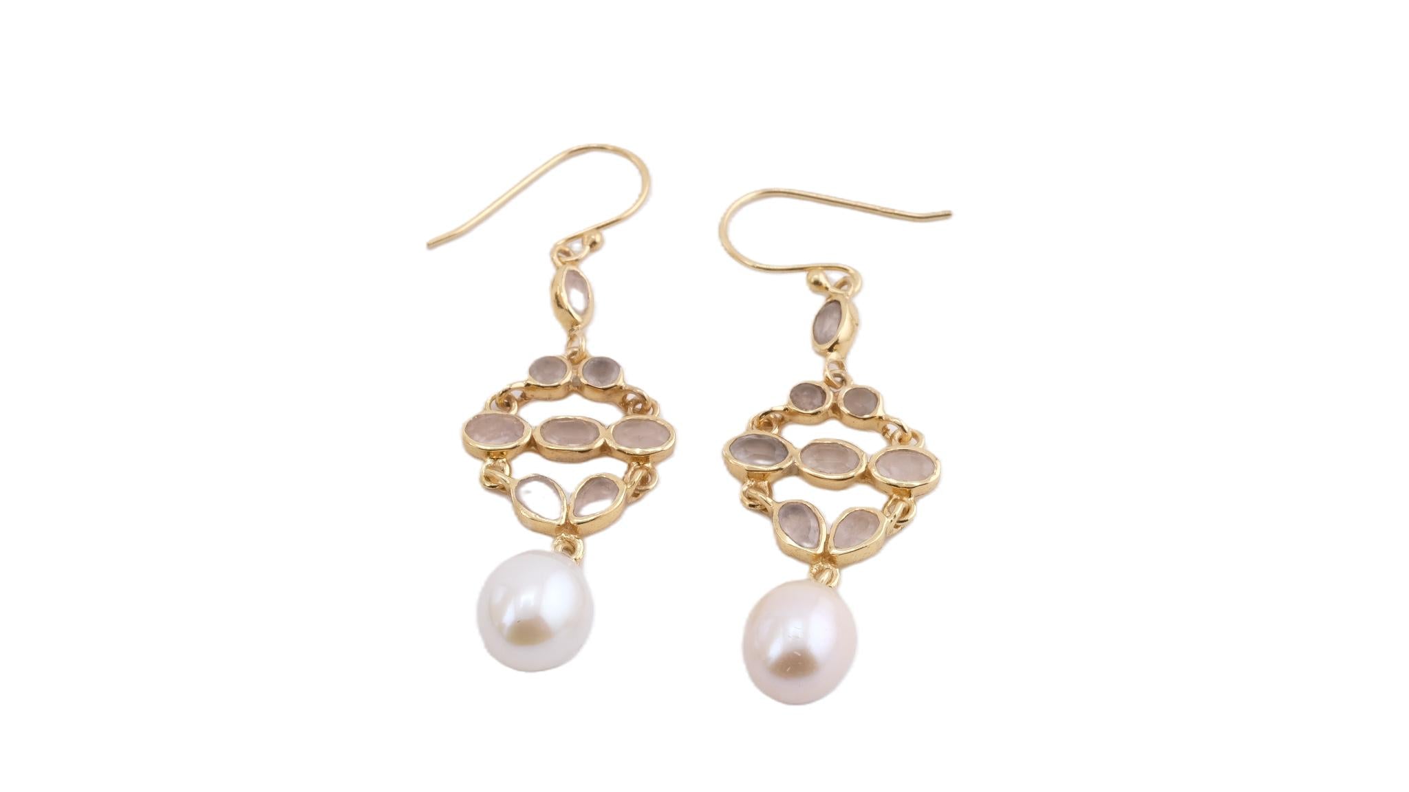 Aros Largos de Plata Bañada, Piedras Naturales y Perla Colgante.