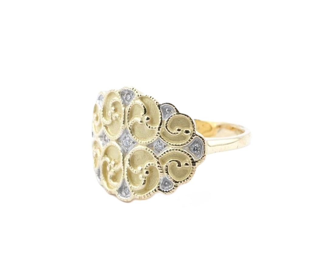 Anillo Filigrana de Brillantes y Oro Amarillo 18Kt.