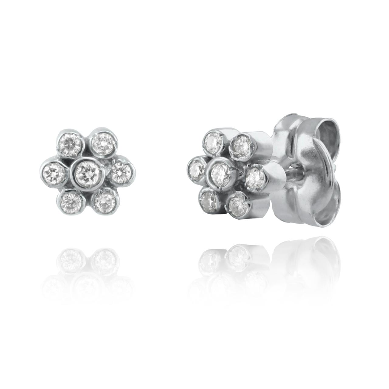 Aros Flor de Brillantes en Oro Blanco.