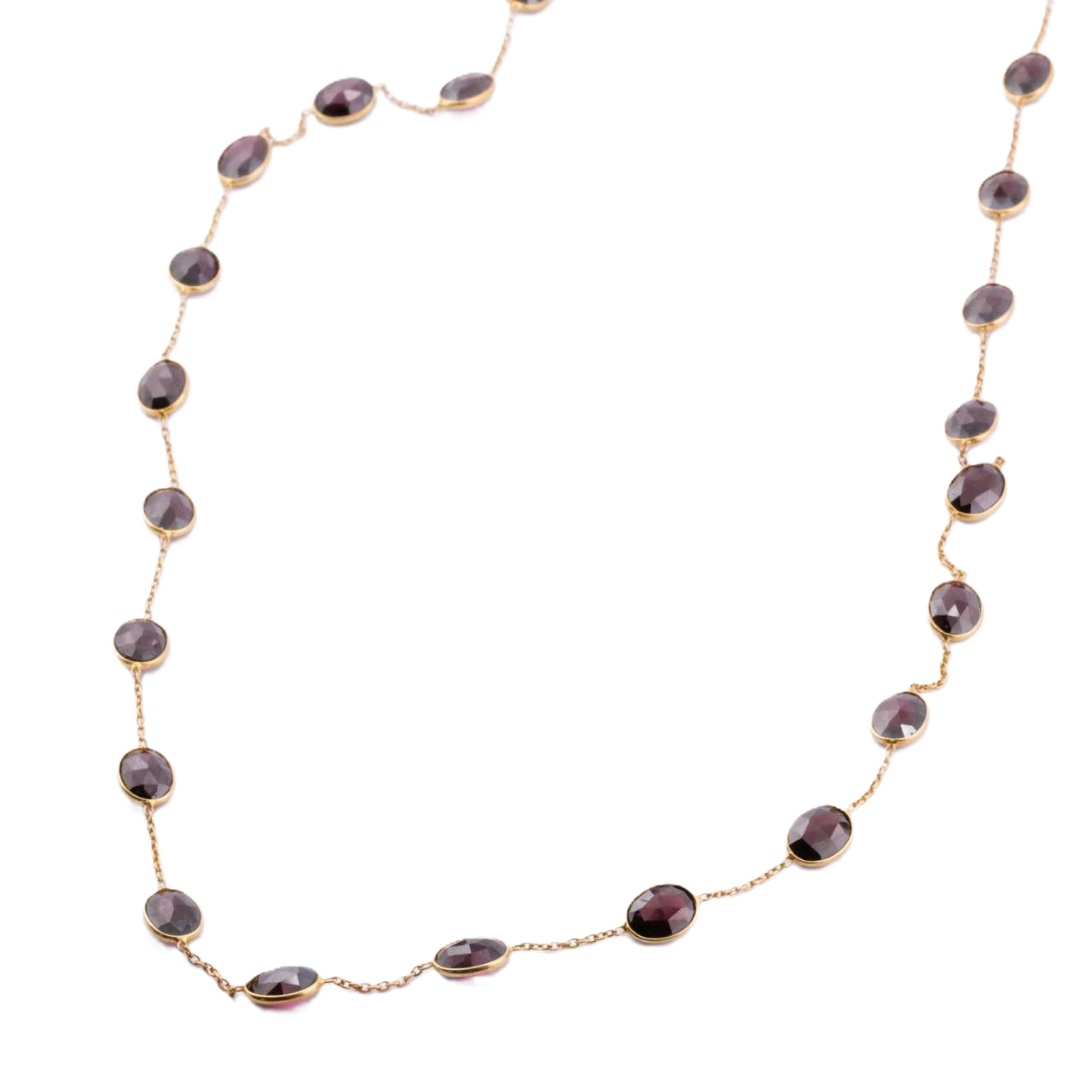 Collar de Plata Bañado con Granates Naturales Ovalados.