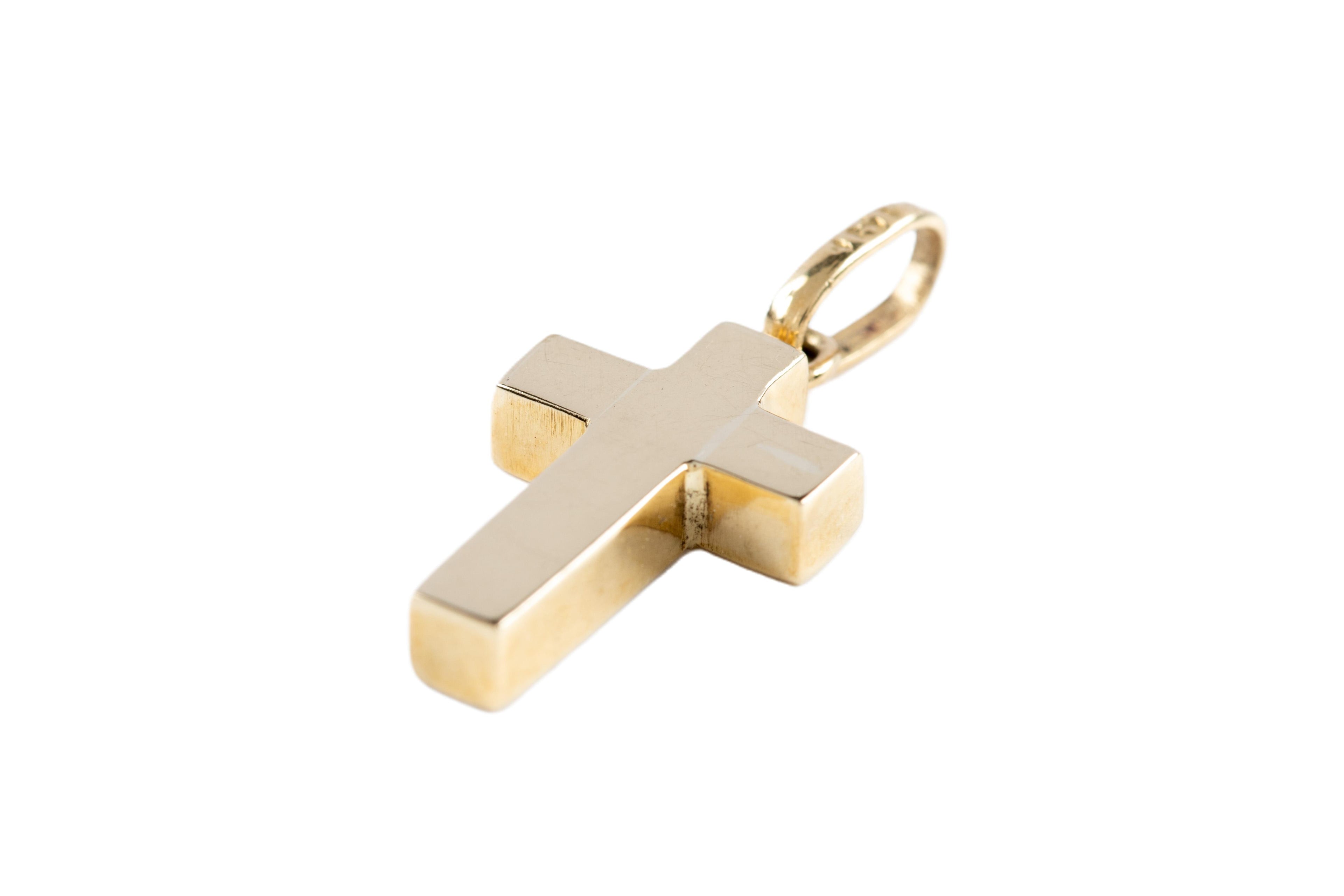 Cruz de Oro Amarillo Gruesa 14Kt.