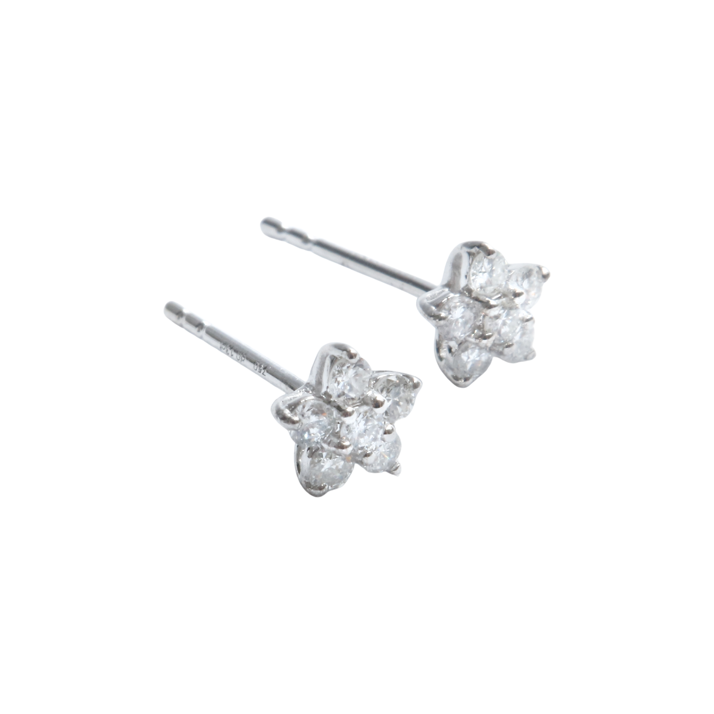 Aros Flor 6 Brillantes Oro Blanco 18KT.